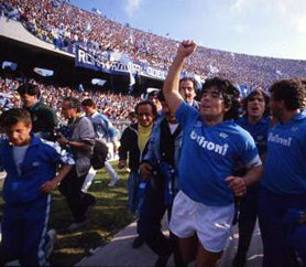 Maradona porta al titolo Napoli